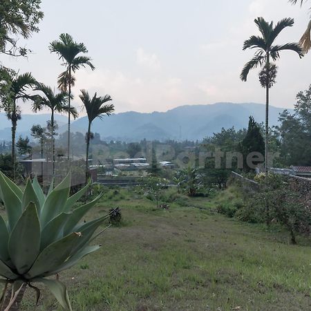 Bens Homestay Mitra Reddoorz Bogor Eksteriør bilde
