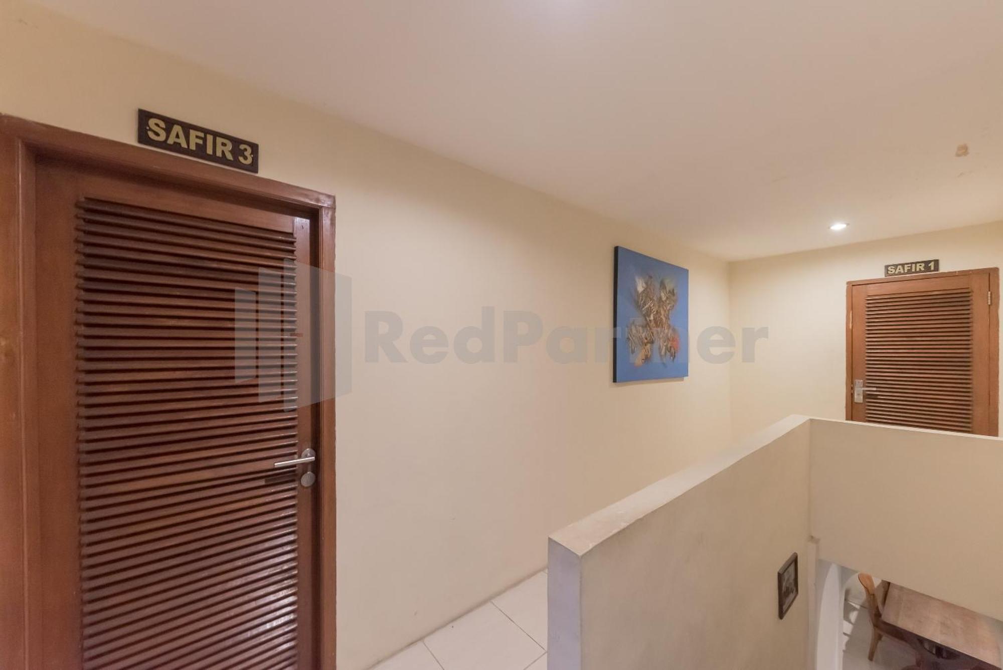Bens Homestay Mitra Reddoorz Bogor Eksteriør bilde
